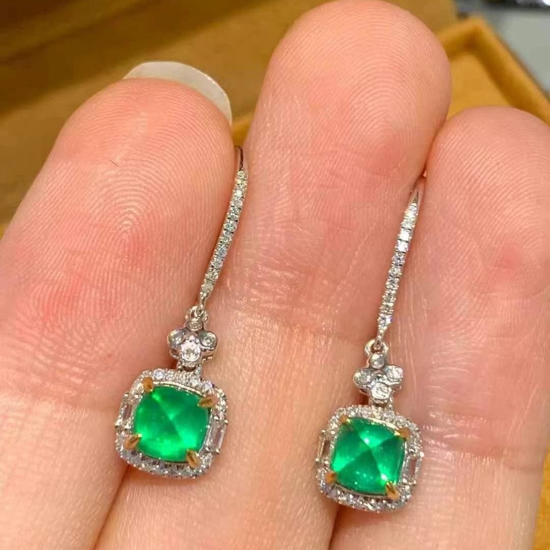 14k Gold 1.1 Ct Natural Emerald & Diamond Earrings - 3