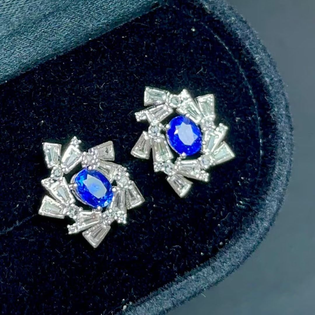 14k Gold 0.8 Ct Natural Sapphire & Sapphire Earrings - 2