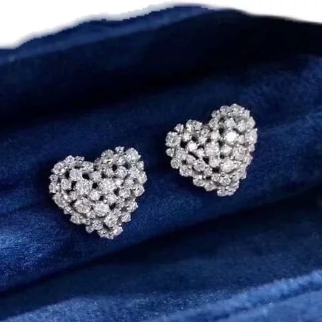 14k Gold 0.7 Ct Natural H Diamond Earrings: Ref:230995083 // gold content:14k gold // main gemstone:diamond // shape:round // carat weight:0. 7ct // clarity grade:vs-si // color:h // treatment:natural // cut grade:g // Condition: New Low