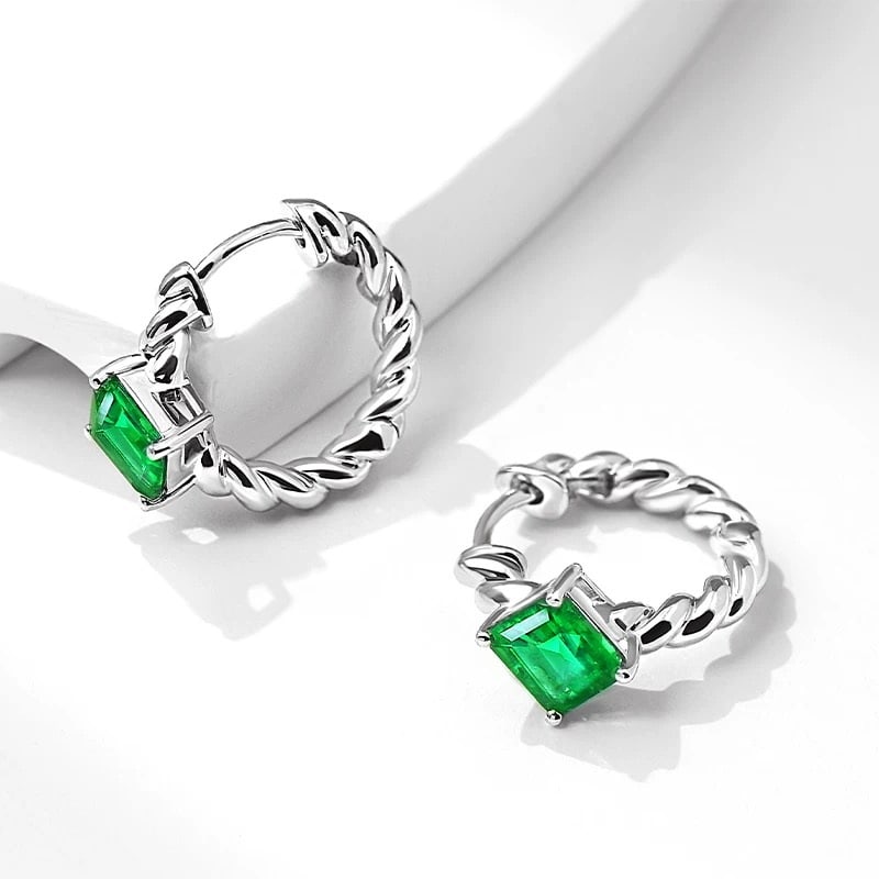 14k Gold 0.85 Ct Natural Emerald Earrings - 4