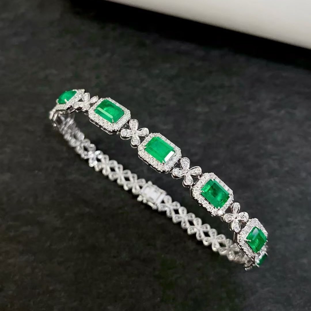 14k Gold 5.03 Ctw Natural Emerald & Diamond Bracelet (1 of 6)