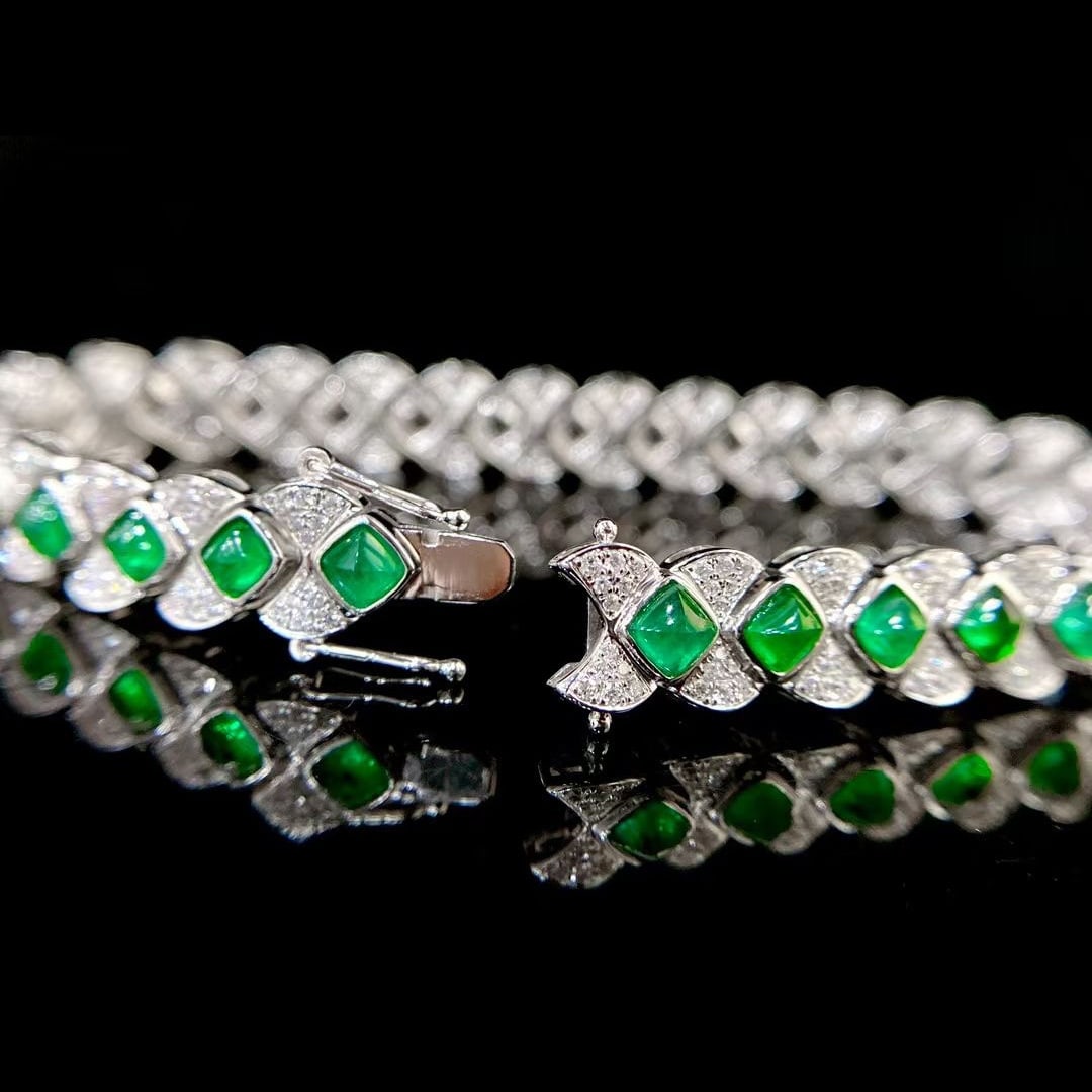 14k Gold 6.17 Ctw Natural Emerald & Diamond Bracelet - 2