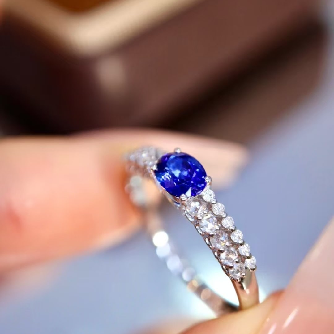 14k Gold 0.82 Ctw Natural Sapphire & Diamond Ring - 6