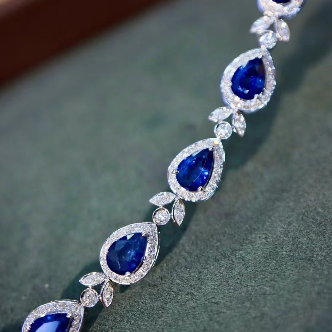 14k Gold 5.37 Ctw Natural Sapphire & Diamond Bracelet - 3