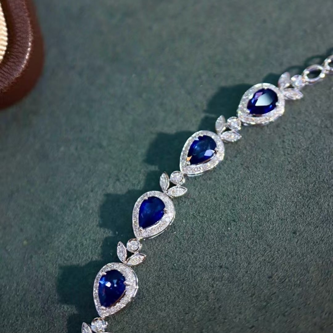 14k Gold 5.37 Ctw Natural Sapphire & Diamond Bracelet - 4