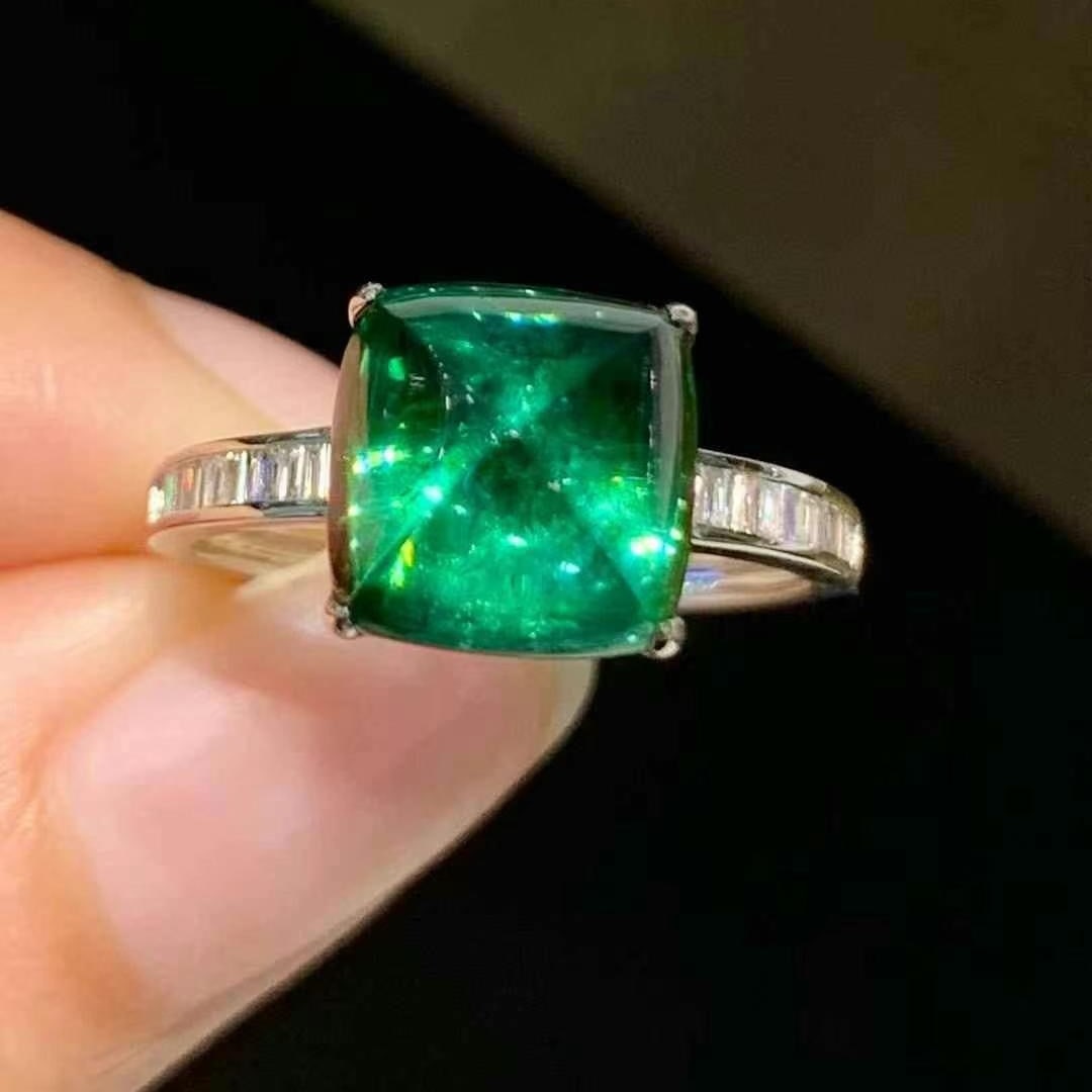 14k Gold 4.75 Ct Natural Emerald & Diamond Ring - 2