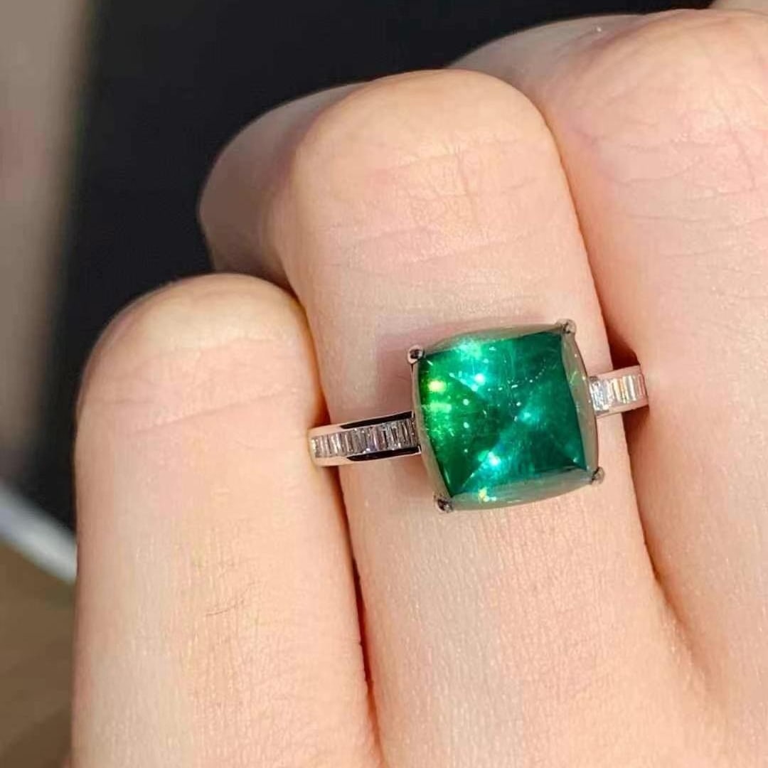 14k Gold 4.75 Ct Natural Emerald & Diamond Ring - 4