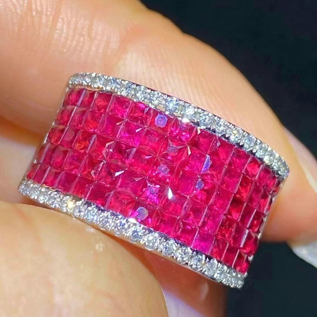 14k Gold 3.5 Ctw Natural Ruby & Diamond Ring: Ref:230995128 // gold content:14k gold // ring size:7. 25us // // main gemstone:ruby // shape:princess // carat weight:3. 2ct // color:red // treatment:natural // // adjacent gemstone 2 : diamond // s