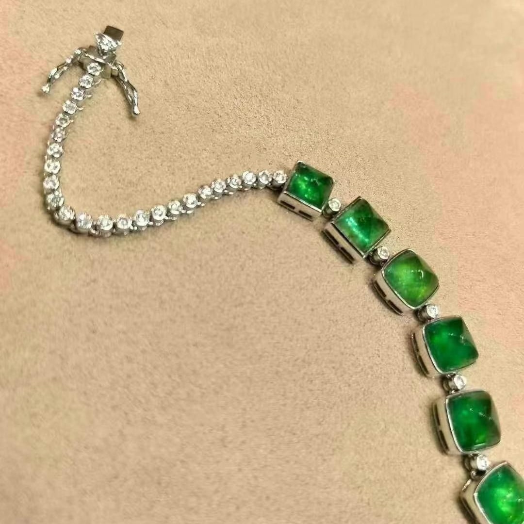 14k Gold 10.53 Ctw Natural Emerald & Diamond Bracelet - 2