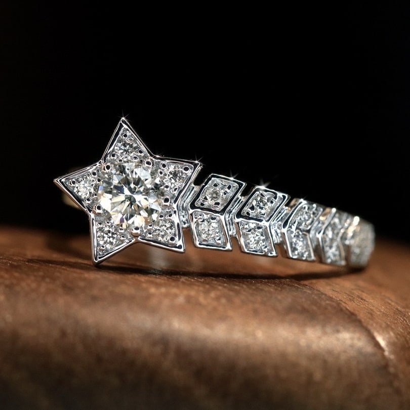 14k Gold 0.48 Ctw Natural H Diamond Ring: Ref:230995141 // gold content:14k gold // ring size:7. 25us // // main gemstone:diamond // shape:round // carat weight:0. 3ct // clarity grade:vs-si // color:h // treatment:natural // cut grade:g // /