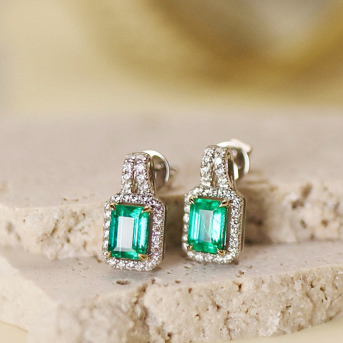 14k Gold 1.81 Ctw Natural Emerald & Diamond Earrings - 4