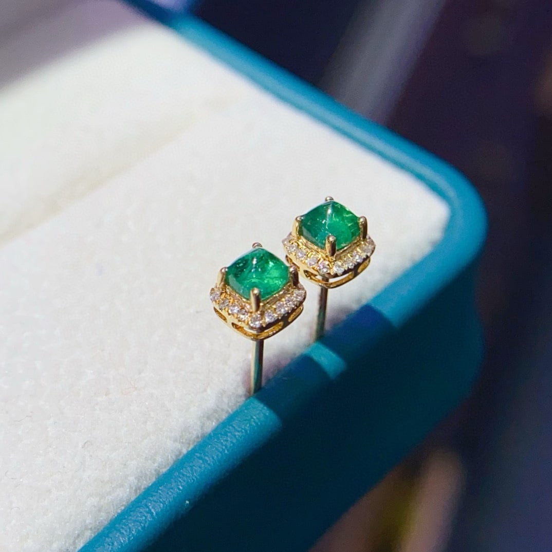 14k Gold 0.47 Ct Natural Emerald & Diamond Earrings - 3