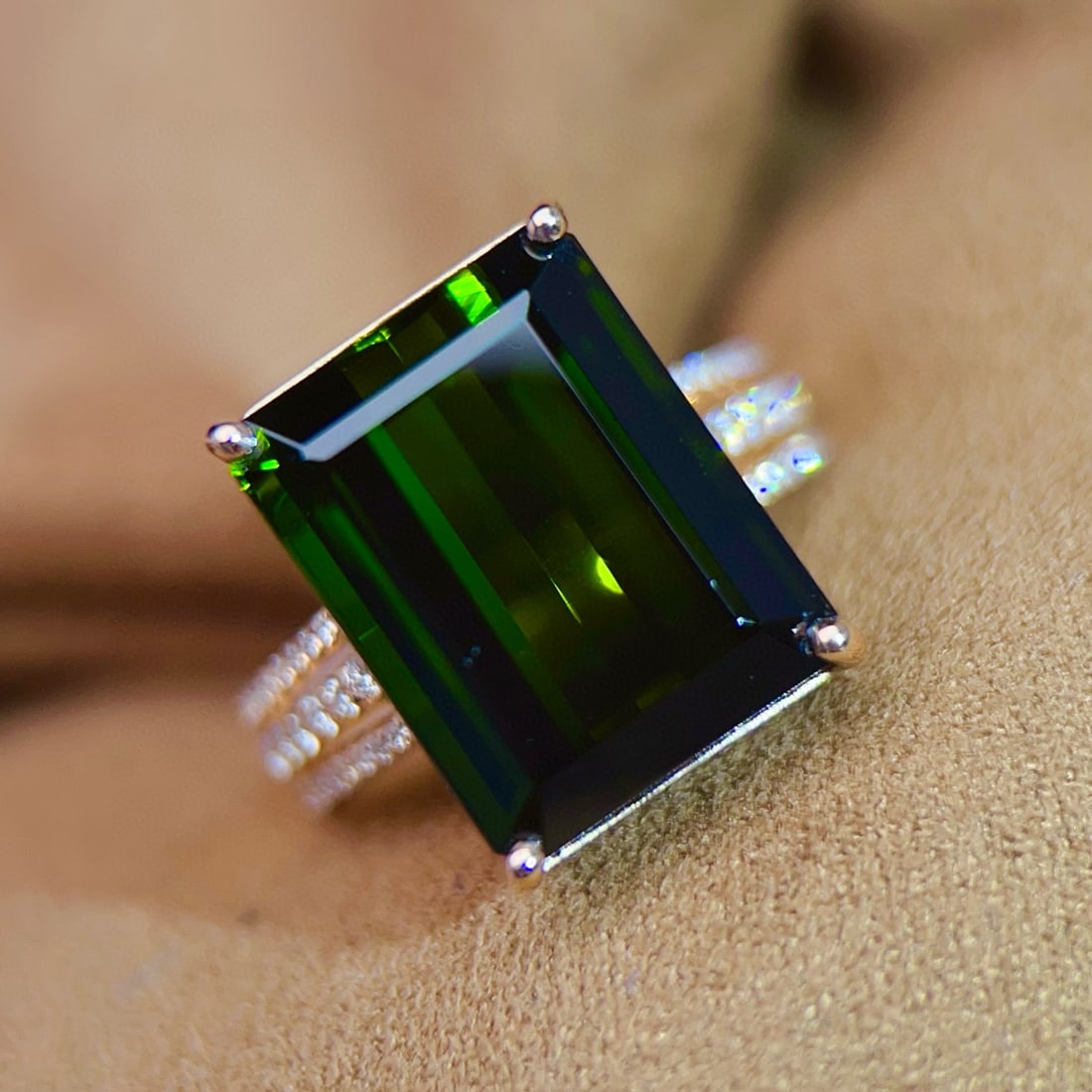 14k Gold 15.1 Ct Natural Tourmaline & Diamond Ring - 5
