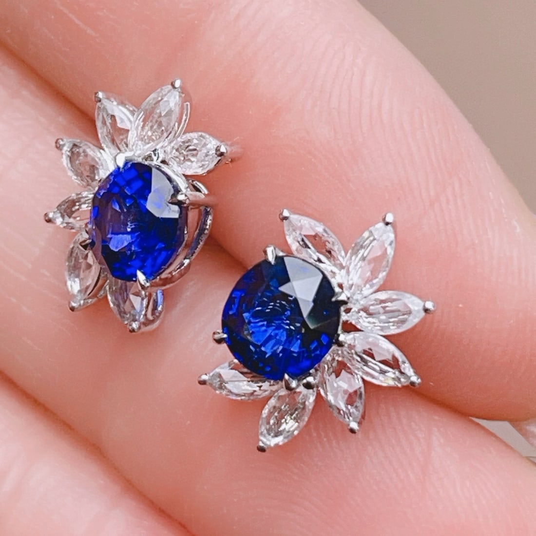 14k Gold 2.2 Ct Natural Sapphire & Sapphire Earrings - 2