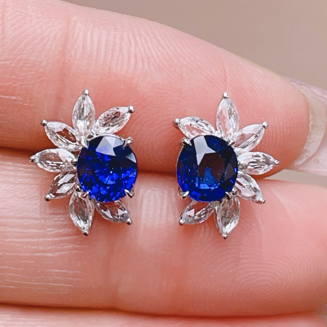 14k Gold 2.2 Ct Natural Sapphire & Sapphire Earrings - 6
