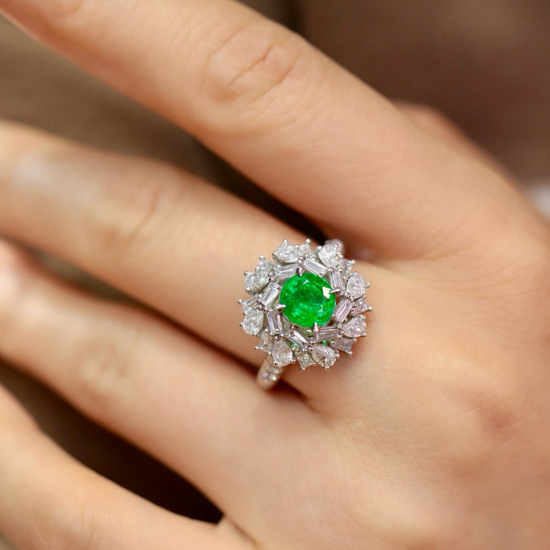 14k Gold 2.33 Ctw Natural Emerald & Diamond Ring - 5