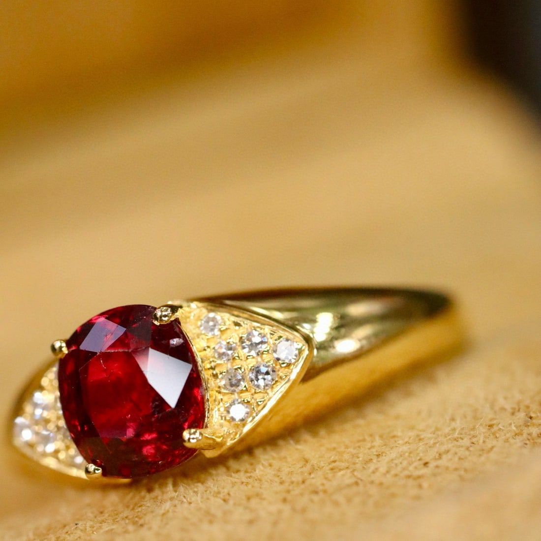 14k Gold 1.27 Ctw Natural Ruby & Diamond Ring - 2