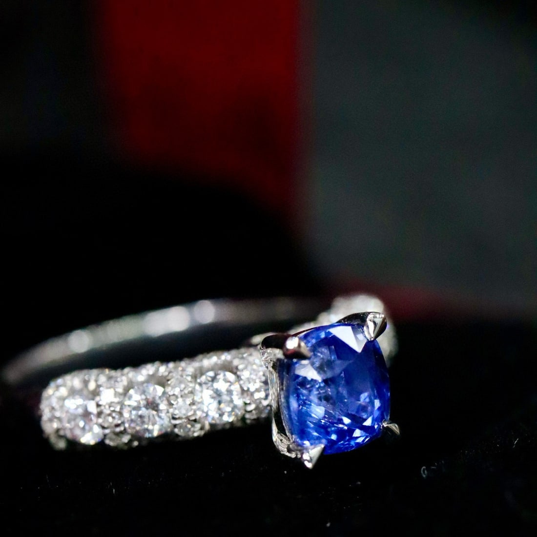 14k Gold 1.48 Ctw Natural Sapphire & Diamond Ring - 3