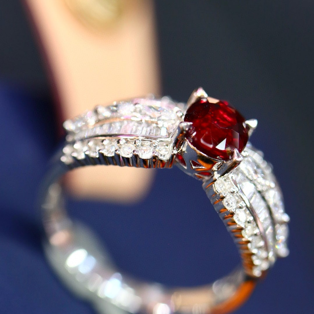 14k Gold 1.75 Ctw Natural Ruby & Diamond Ring - 2