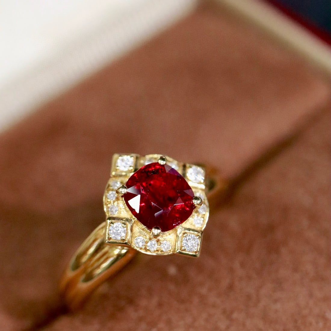 14k Gold 1.31 Ctw Natural Ruby & Diamond Ring - 2