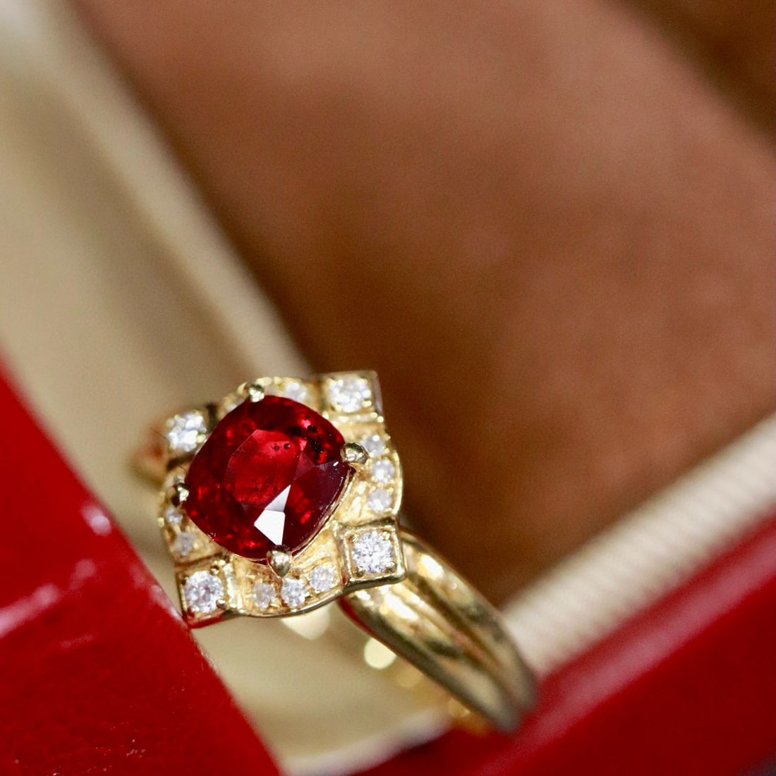 14k Gold 1.31 Ctw Natural Ruby & Diamond Ring - 3