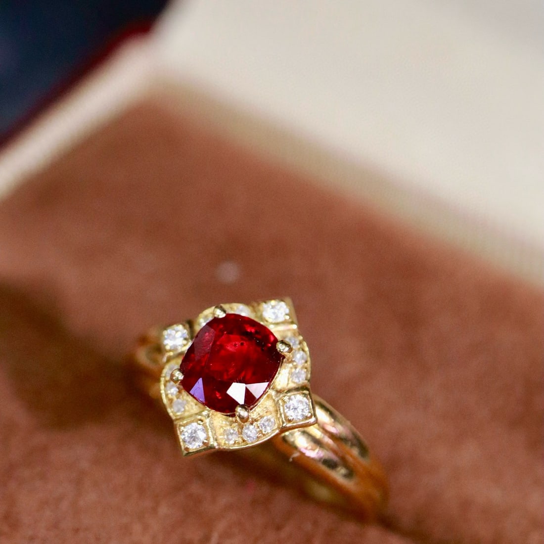 14k Gold 1.31 Ctw Natural Ruby & Diamond Ring - 4