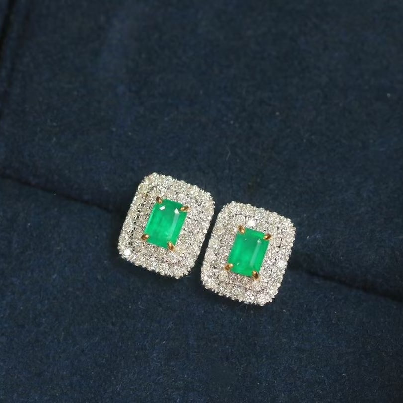 14k Gold 0.68 Ctw Natural Emerald & Diamond Earrings - 2