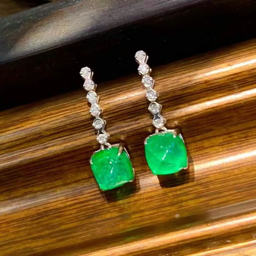 14k Gold 2 Ct Natural Emerald & Diamond Earrings - 2
