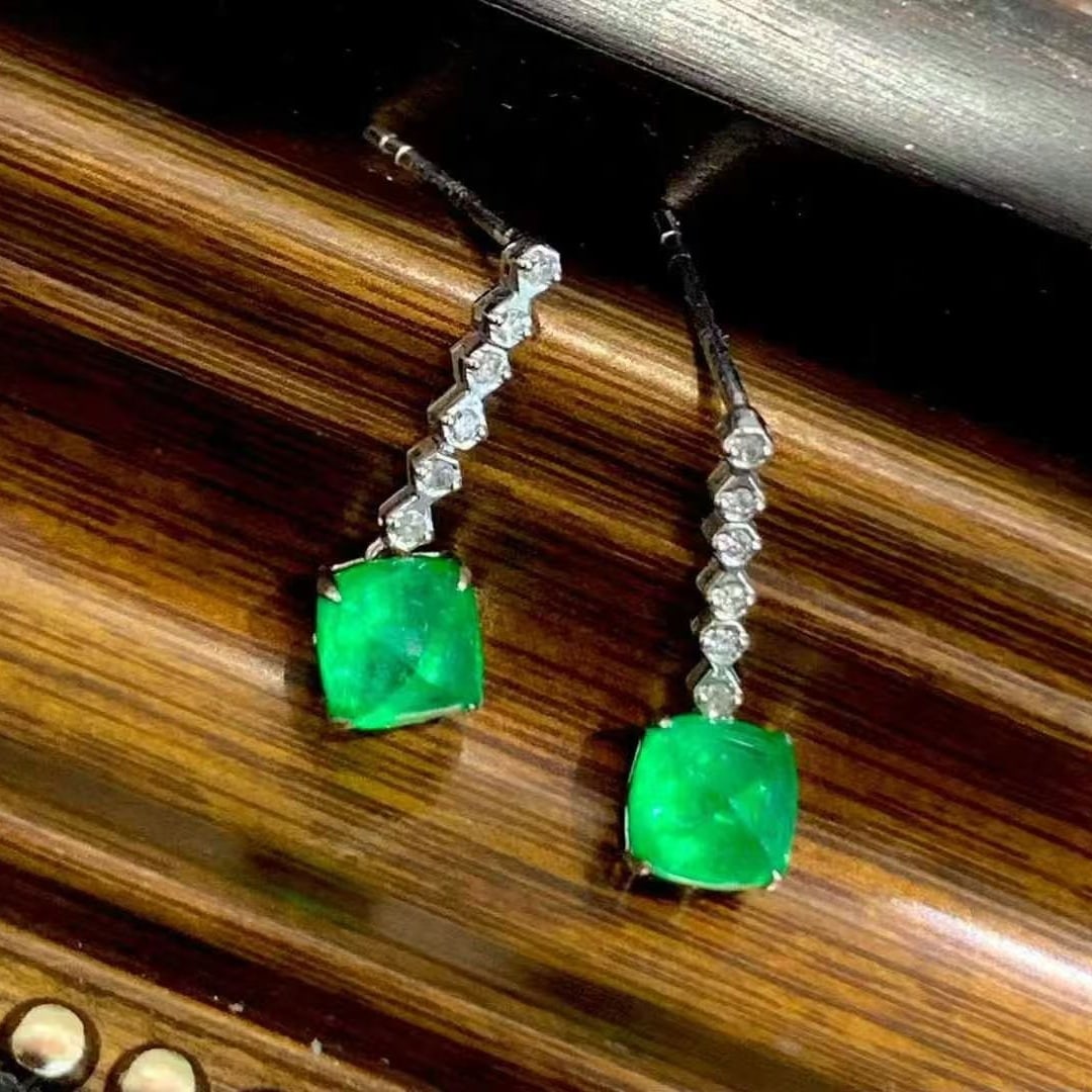 14k Gold 2 Ct Natural Emerald & Diamond Earrings - 5
