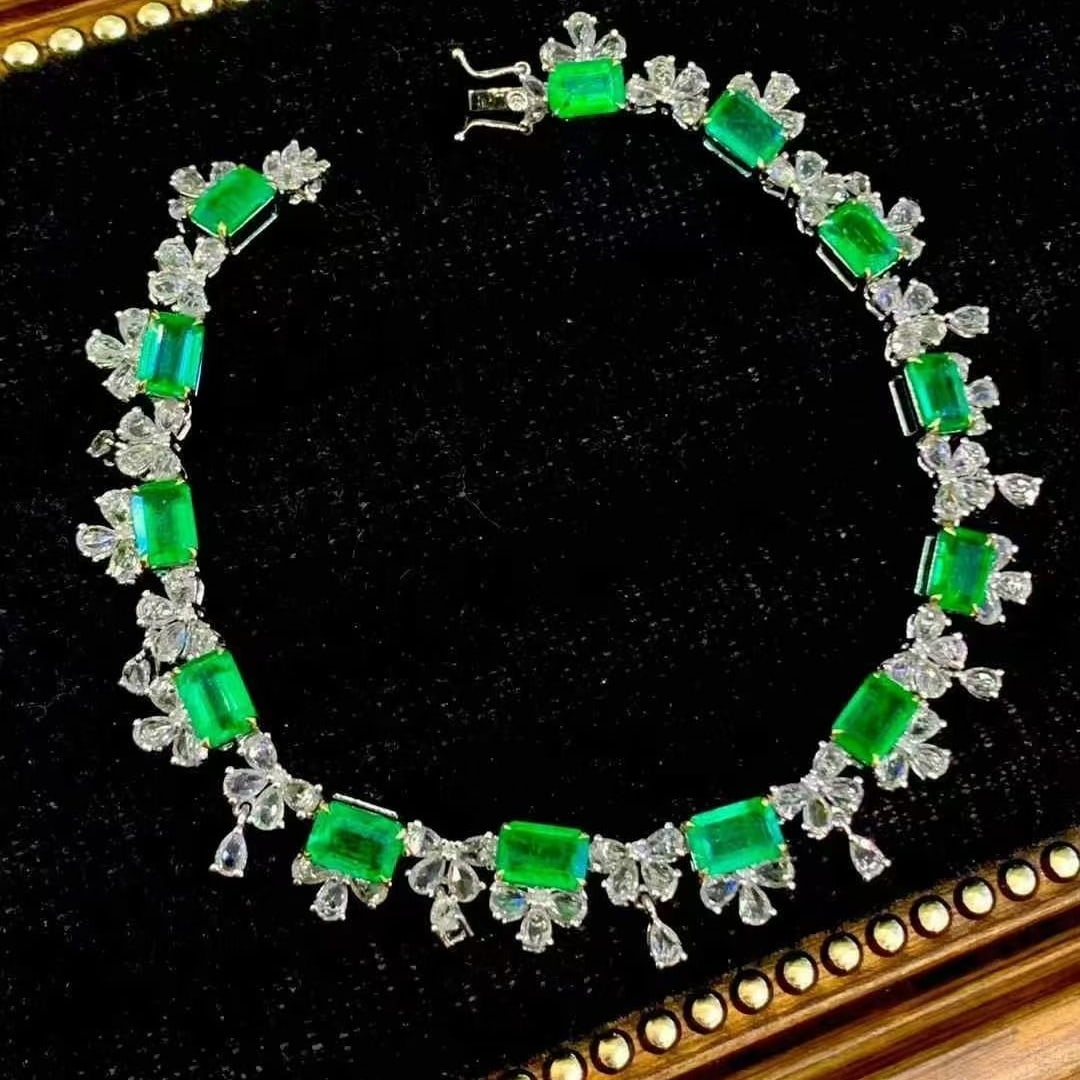 14k Gold 8.5 Ct Natural Emerald & Sapphire Bracelet - 2
