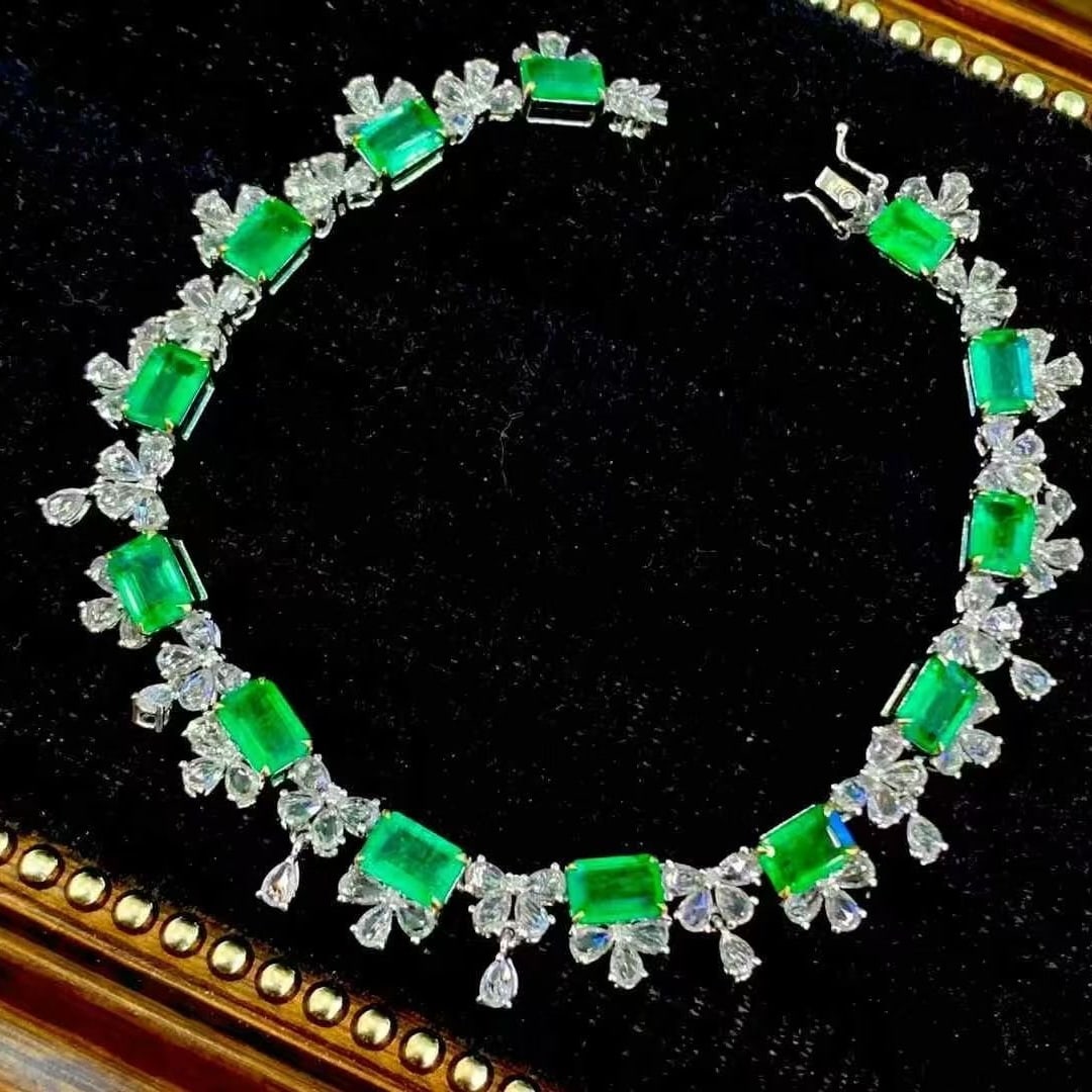 14k Gold 8.5 Ct Natural Emerald & Sapphire Bracelet - 3