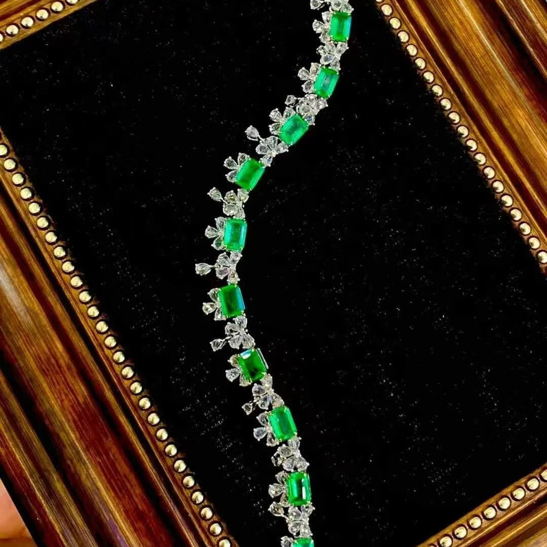 14k Gold 8.5 Ct Natural Emerald & Sapphire Bracelet - 4