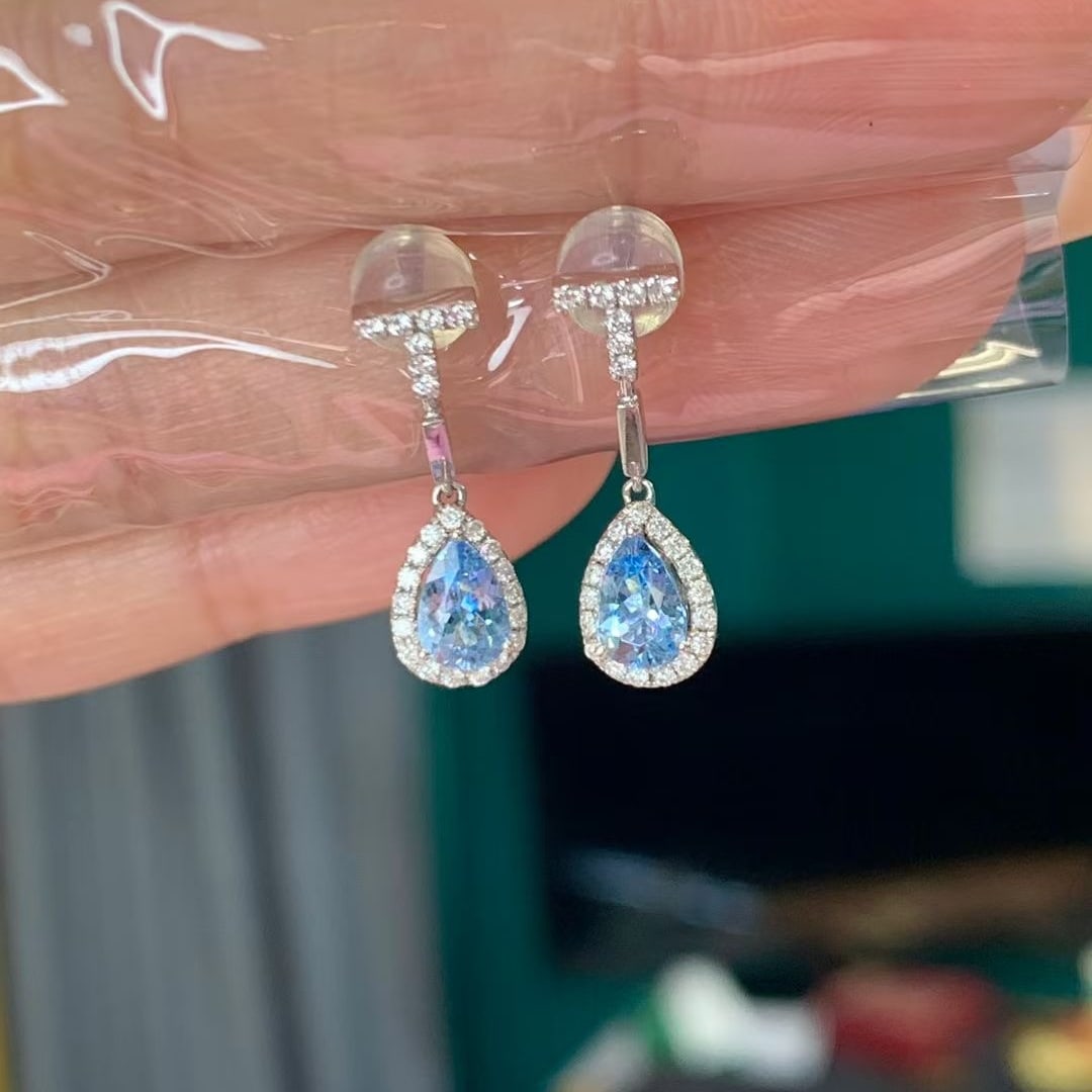 14k Gold 0.67 Ct Natural Aquamarine & Diamond Earrings - 3
