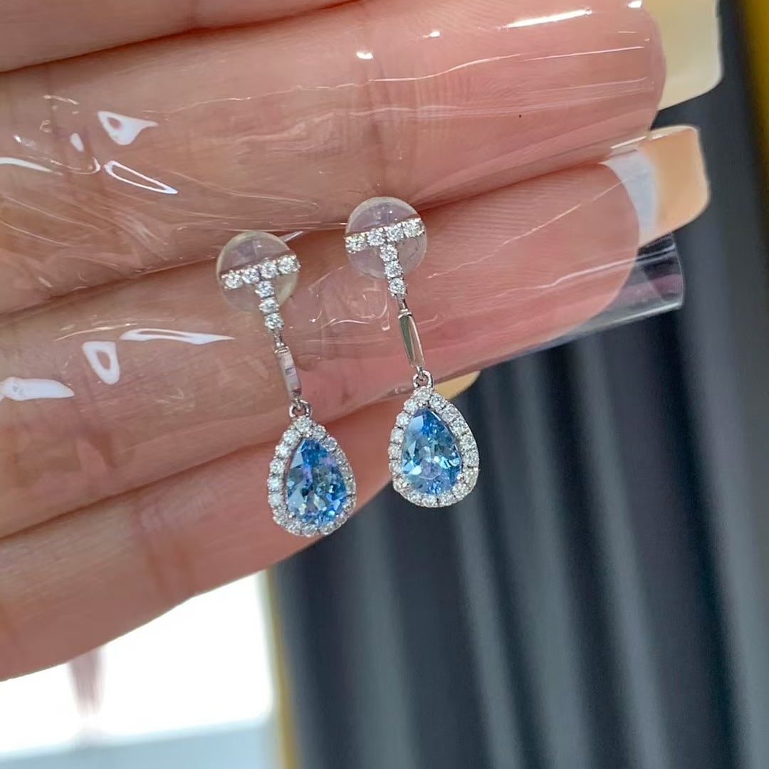 14k Gold 0.67 Ct Natural Aquamarine & Diamond Earrings - 4