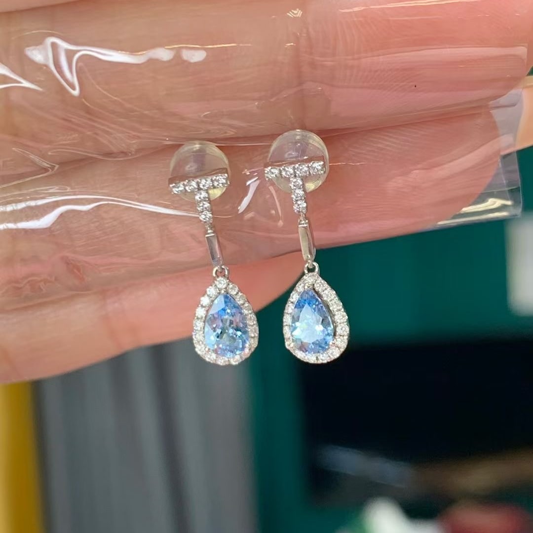 14k Gold 0.67 Ct Natural Aquamarine & Diamond Earrings - 5