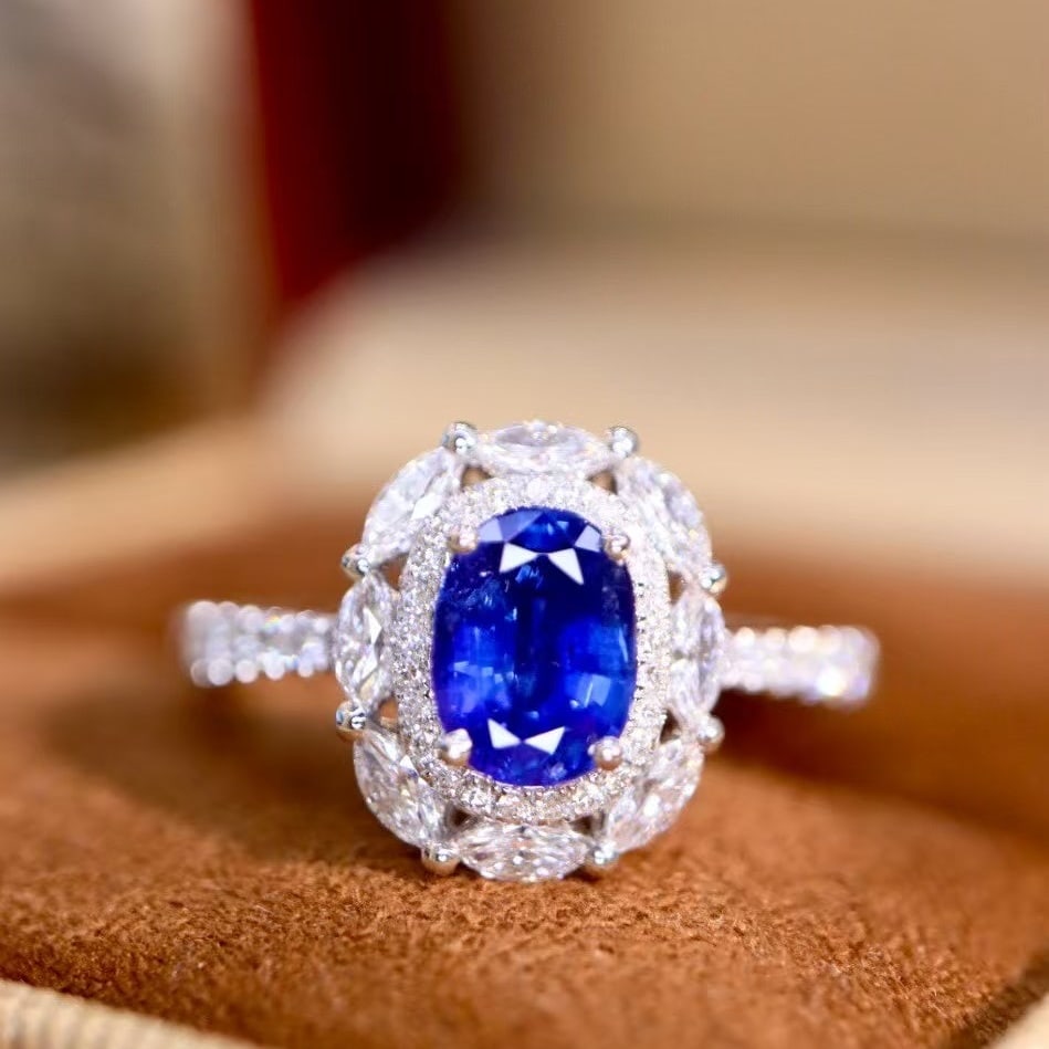 14k Gold 1.5 Ctw Natural Sapphire & Diamond Ring: Ref:230995231 // gold content:14k gold // ring size:7. 25us // // main gemstone:sapphire // shape:oval // carat weight:1ct // color:blue // treatment:natural // // adjacent gemstone 2 : diamond //