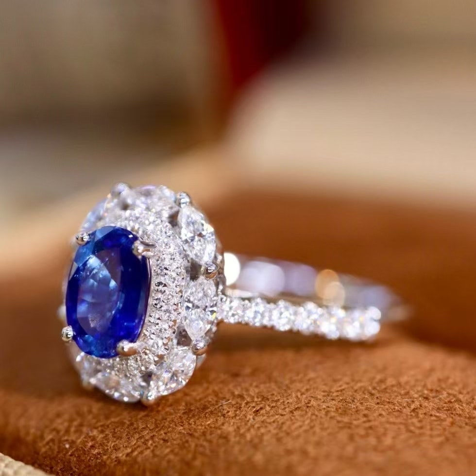 14k Gold 1.5 Ctw Natural Sapphire & Diamond Ring - 4