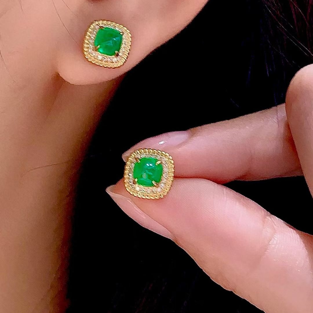 14k Gold 1.5 Ct Natural Emerald & Diamond Earrings - 3