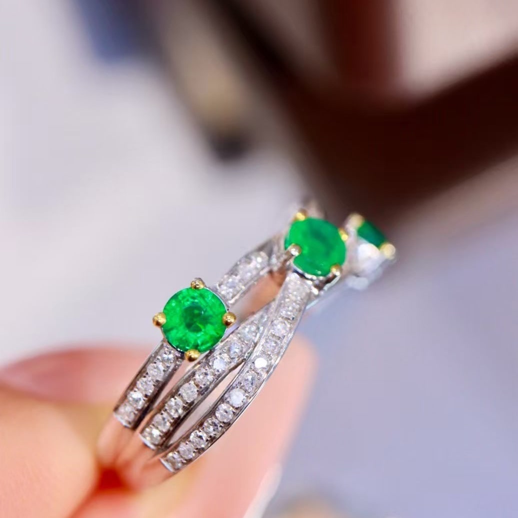 14k Gold 1.05 Ctw Natural Emerald & Diamond Ring - 3