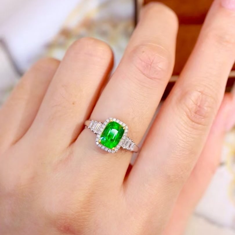 14k Gold 2.05 Ctw Natural Tsavorite & Diamond Ring - 6