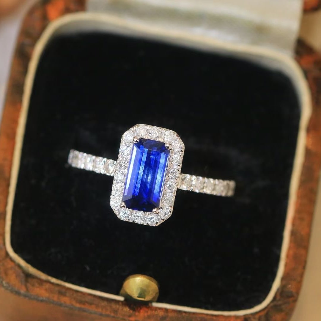 14k Gold 1.85 Ctw Natural Sapphire & Diamond Ring: Ref:230995256 // gold content:14k gold // ring size:7. 25us // // main gemstone:sapphire // shape:octagonal // carat weight:1. 39ct // color:blue // treatment:natural // // adjacent gemstone 2 : diamo