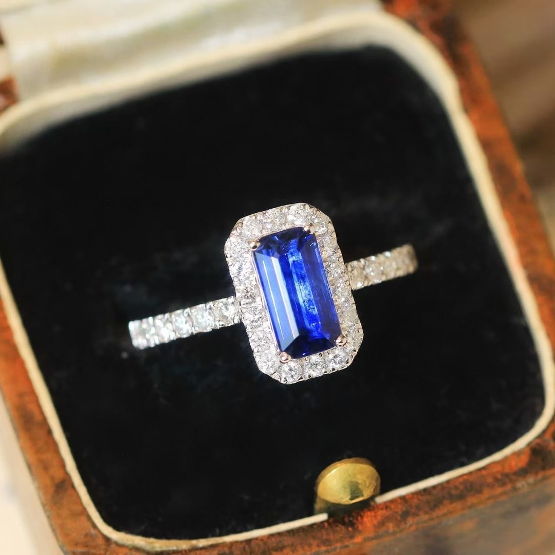 14k Gold 1.85 Ctw Natural Sapphire & Diamond Ring - 6