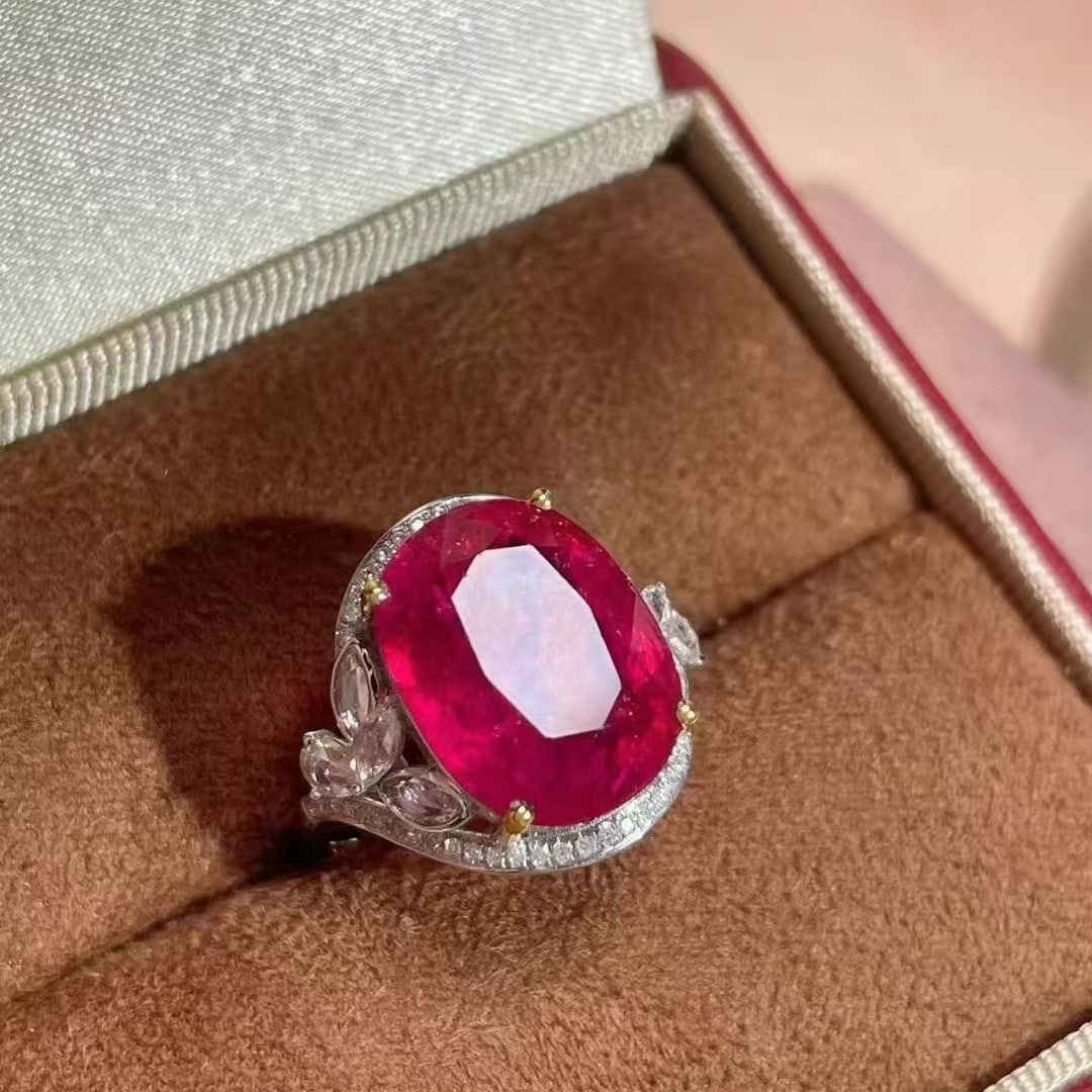 14k Gold 10.42 Ctw Natural Tourmaline & Sapphire Ring: Ref:230995260 // gold content:14k gold // ring size:7. 25us // // main gemstone:tourmaline // shape:oval // carat weight:9. 7ct // color:red // treatment:natural // // adjacent gemstone 2 : sapphire
