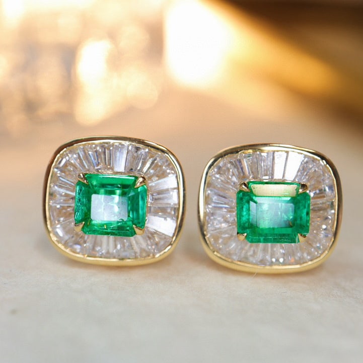 14k Gold 1.45 Ctw Vivid Green Natural Emerald & Diamond Earrings - 3