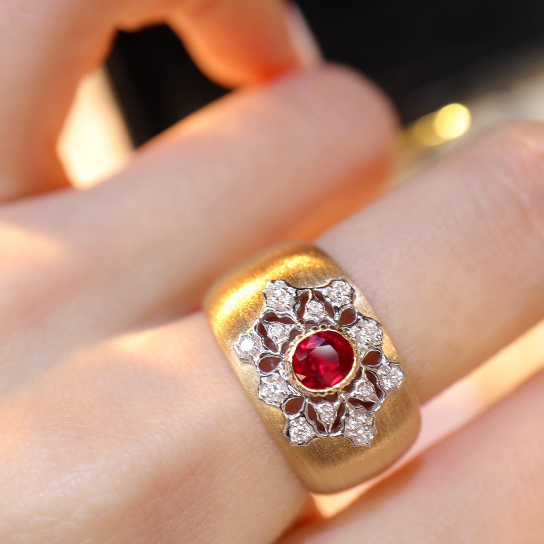14k Gold 0.63 Ctw Natural Ruby & Diamond Ring - 4