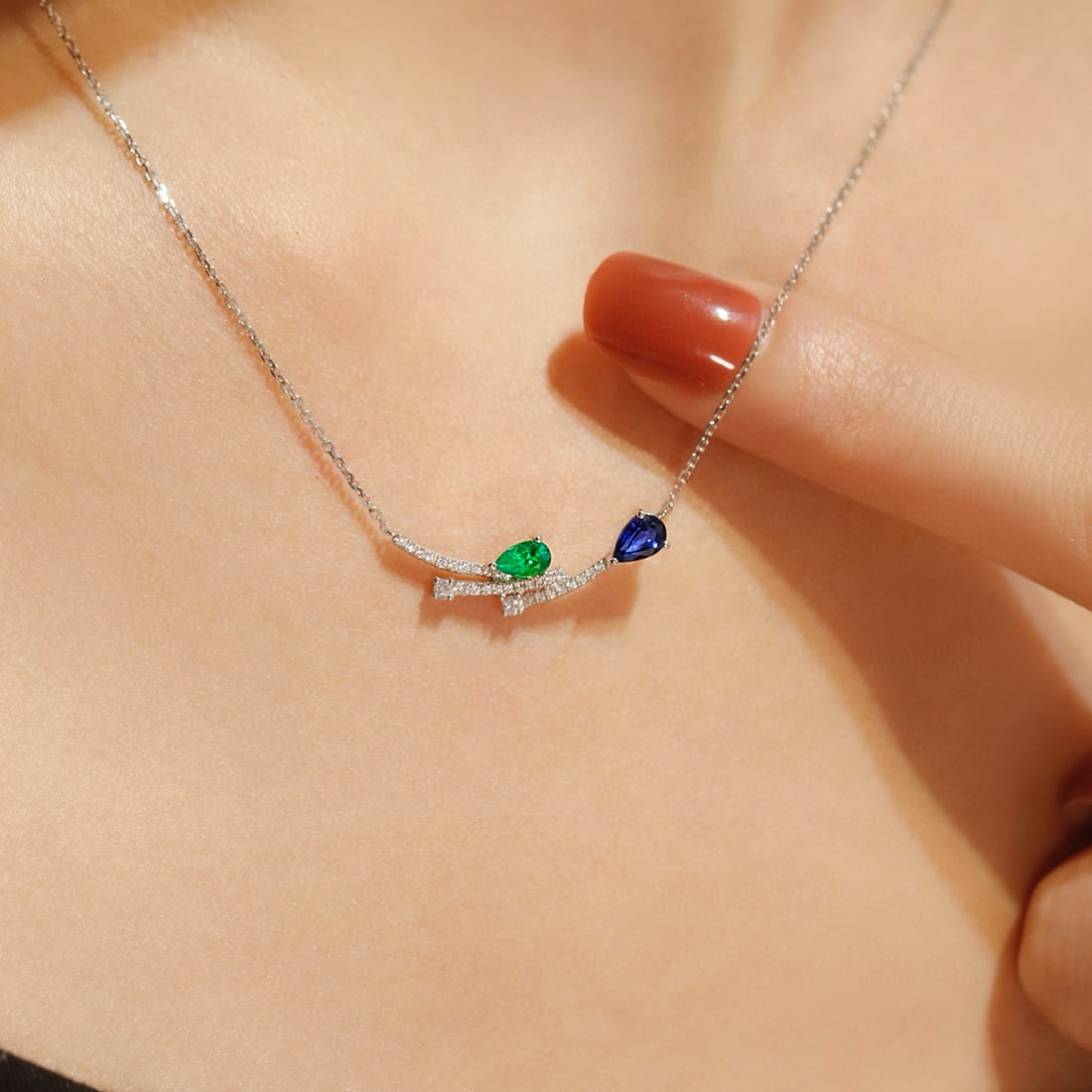 14k Gold 0.52 Ctw Natural Sapphire & Emerald & Toi Et Moi Necklace - 5
