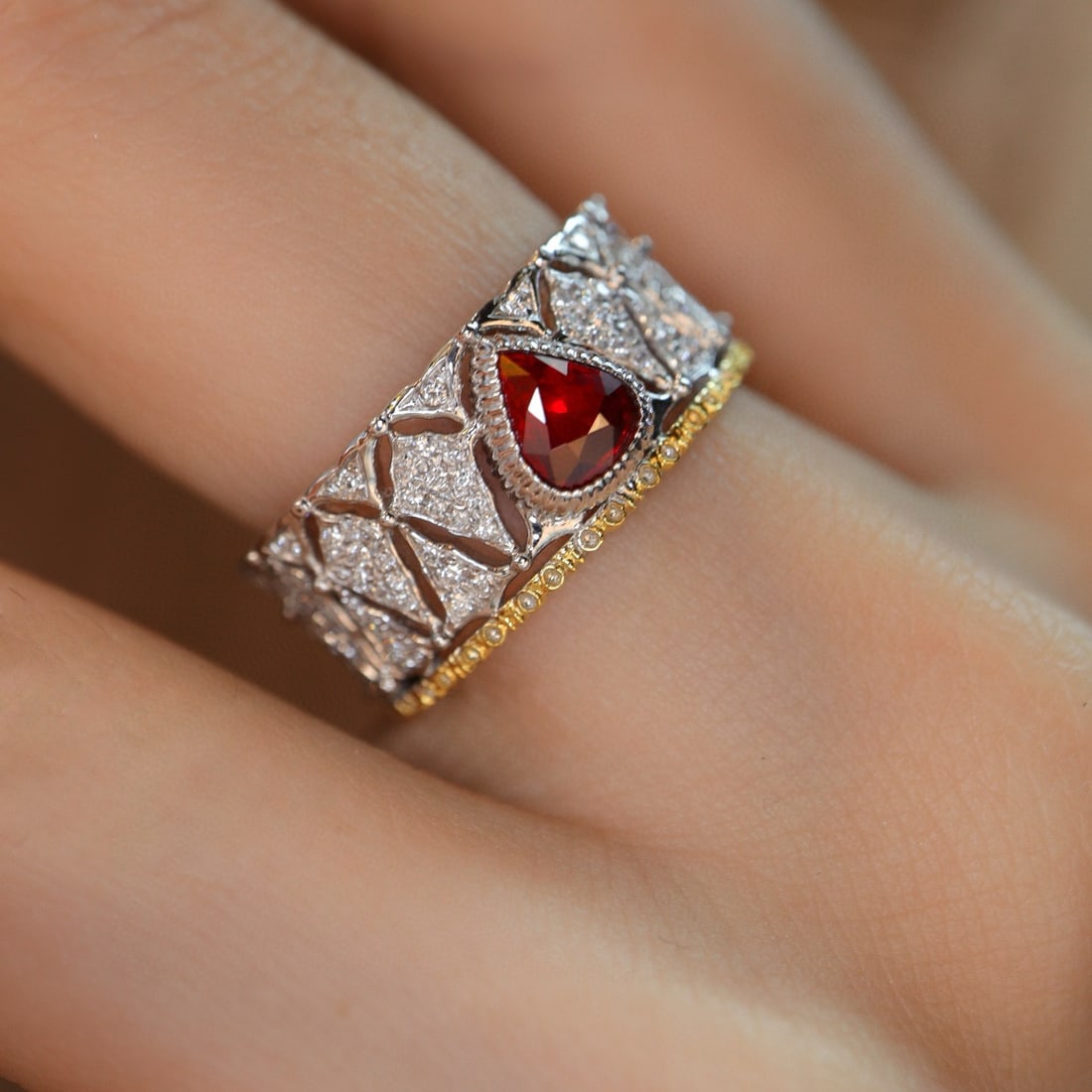 14k Gold 0.91 Ctw Natural Ruby & Diamond Ring - 6