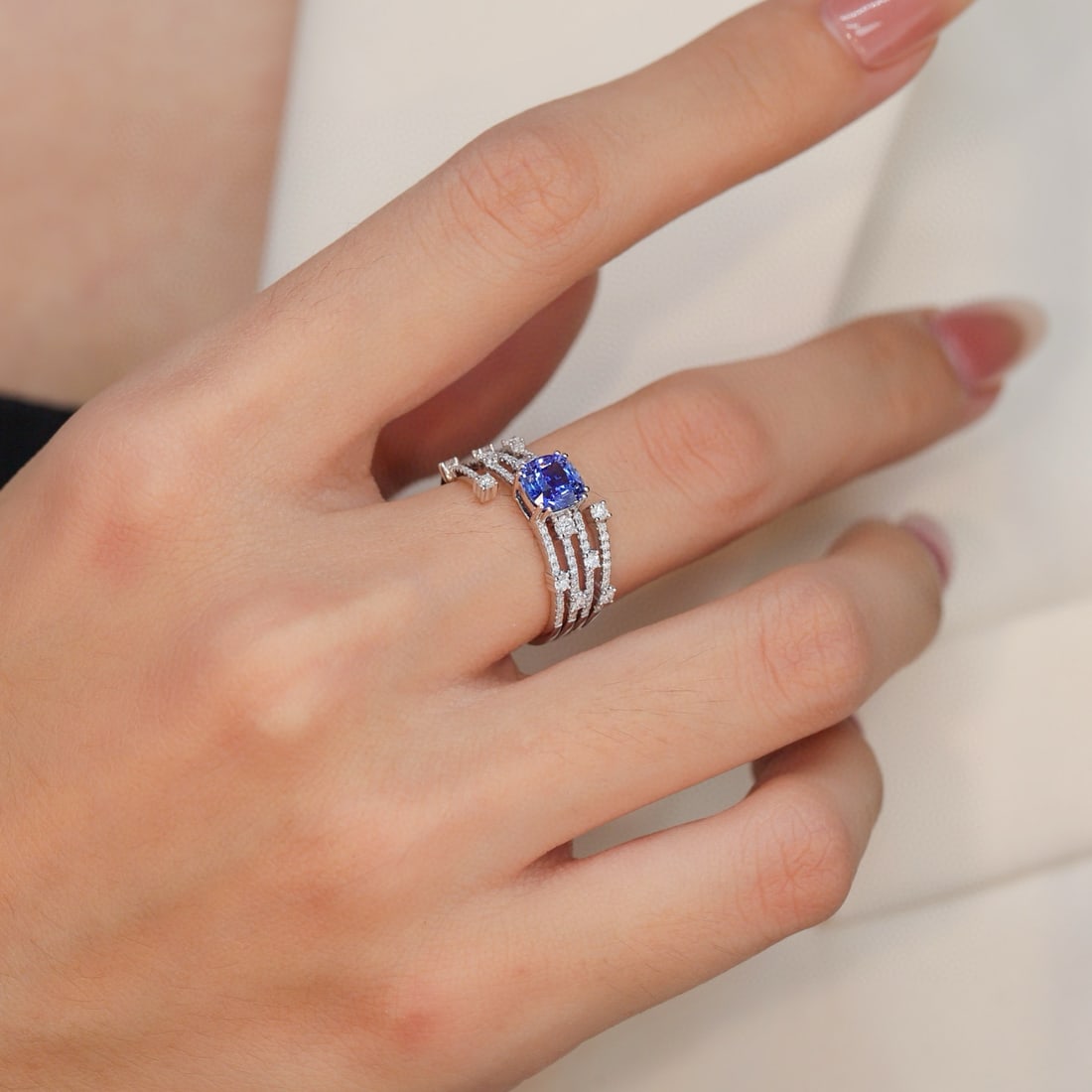 14k Gold 1.70 Ctw Natural Sapphire & Diamond Ring - 5