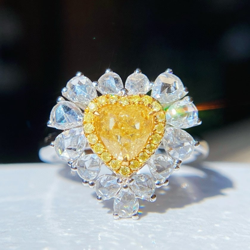 14k Gold 1.92 Ctw Natural Yellow Diamond & Diamond Ring: Ref:230996032 // gold content:14k gold // ring size:7. 25us // // main gemstone:yellow diamond // shape:heart // carat weight:1. 01ct // color:yellow // treatment:natural // // adjacent gemstone 2 : d
