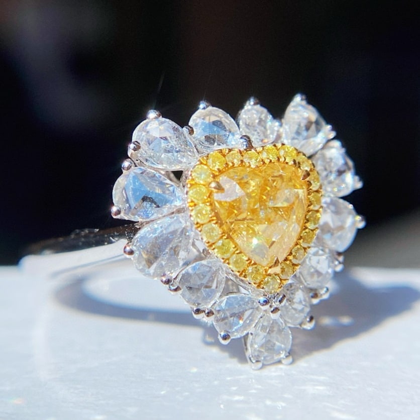 14k Gold 1.92 Ctw Natural Yellow Diamond & Diamond Ring - 2